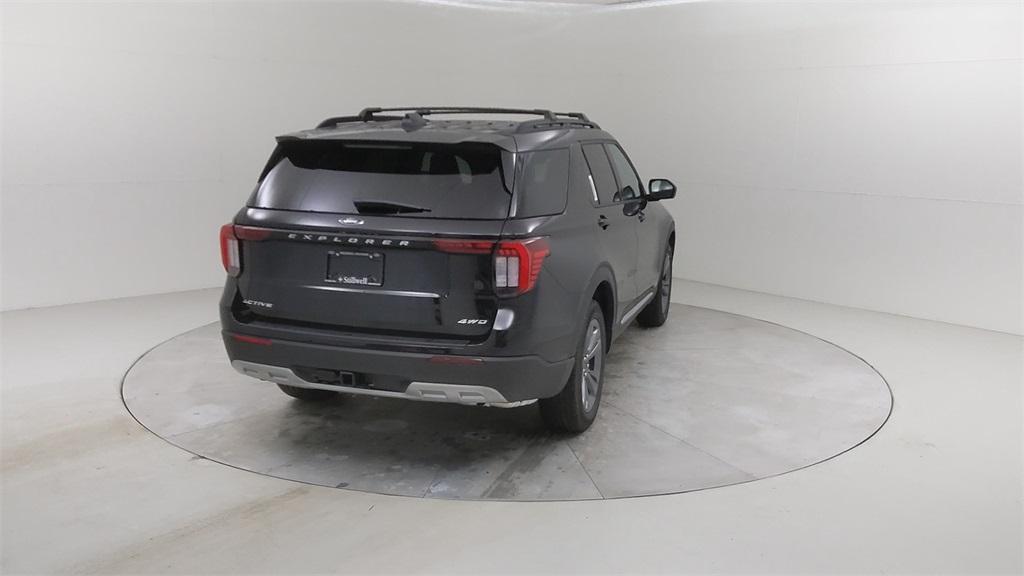 new 2025 Ford Explorer car, priced at $49,965
