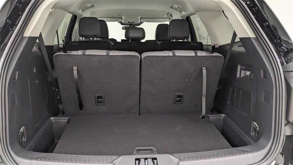 new 2025 Ford Explorer car, priced at $49,965