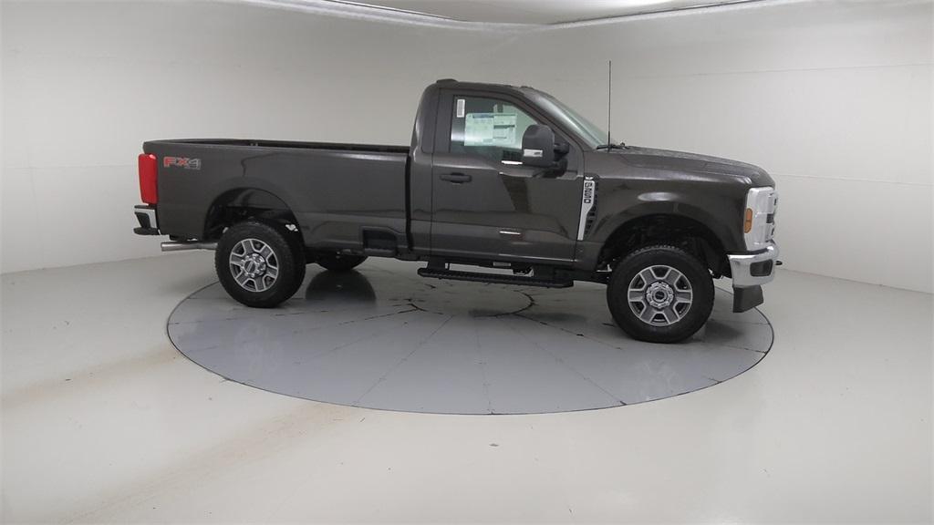 new 2025 Ford F-250 car, priced at $57,940