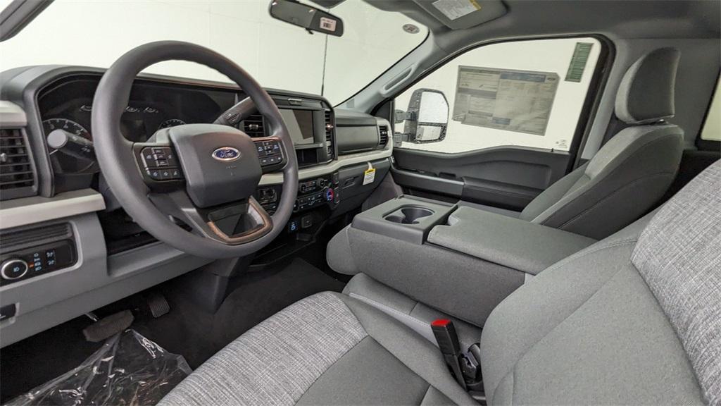 new 2025 Ford F-250 car, priced at $57,940