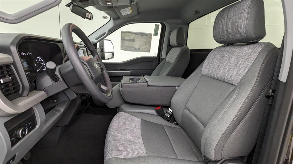 new 2025 Ford F-250 car, priced at $57,940