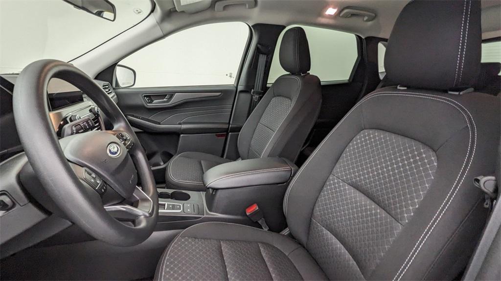 new 2025 Ford Escape car, priced at $32,045