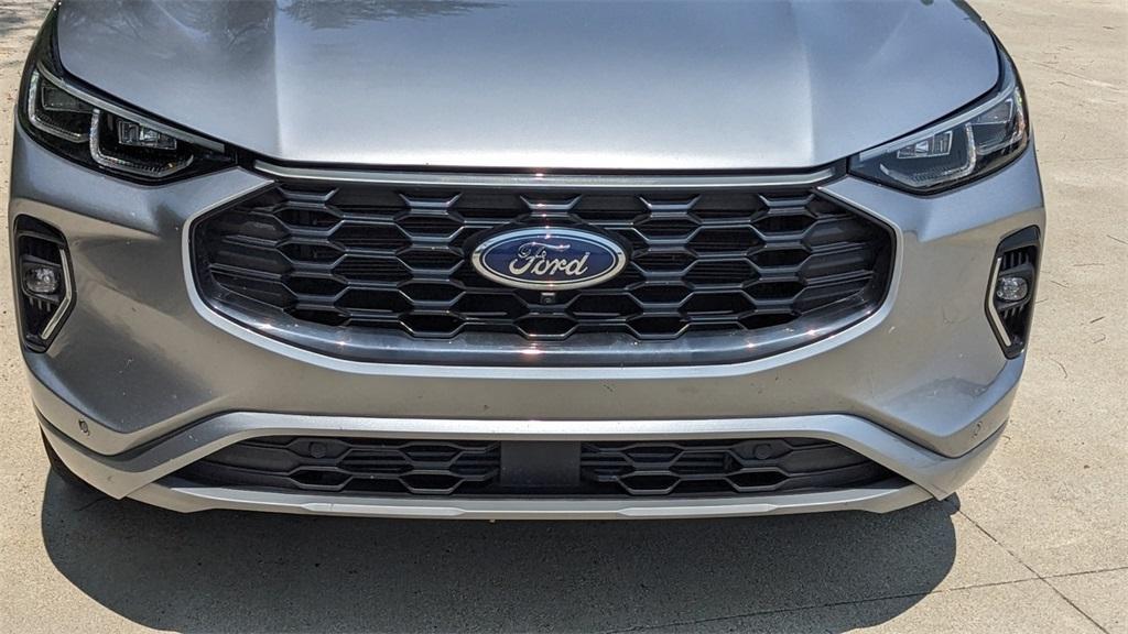 used 2023 Ford Escape car, priced at $28,611