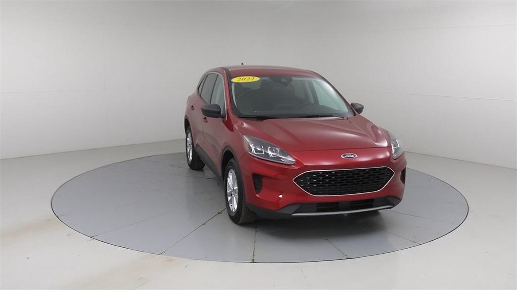 used 2022 Ford Escape car, priced at $25,243