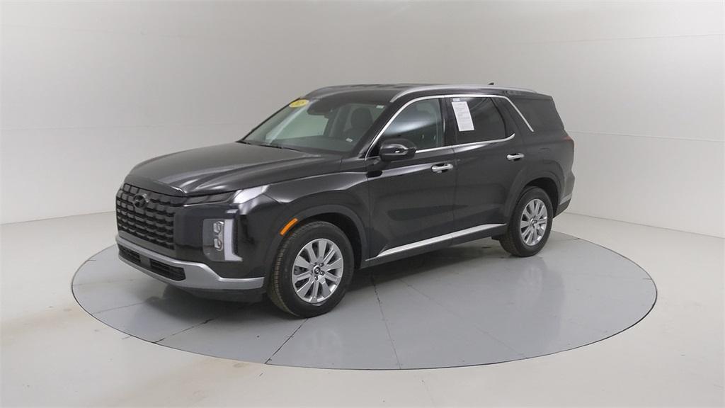 used 2025 Hyundai Palisade car, priced at $39,889