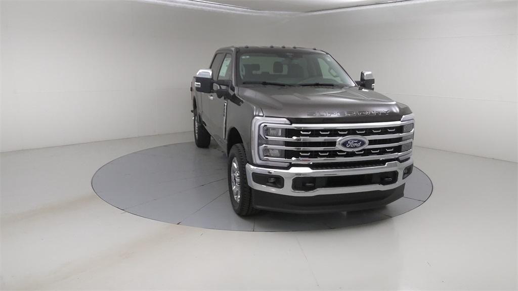 new 2025 Ford F-250 car, priced at $78,047