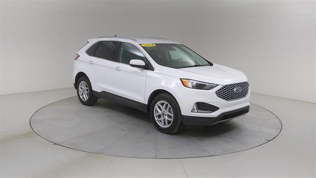 used 2024 Ford Edge car, priced at $26,987