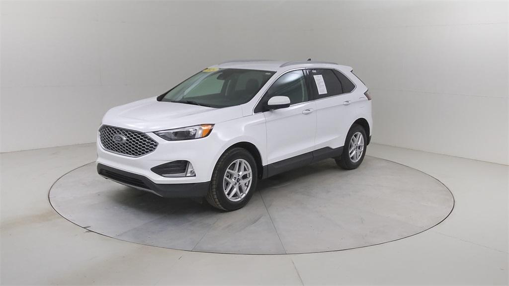 used 2024 Ford Edge car, priced at $26,987