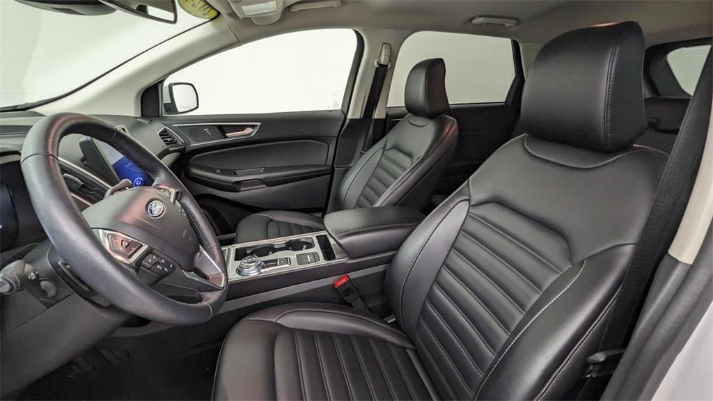 used 2024 Ford Edge car, priced at $26,987