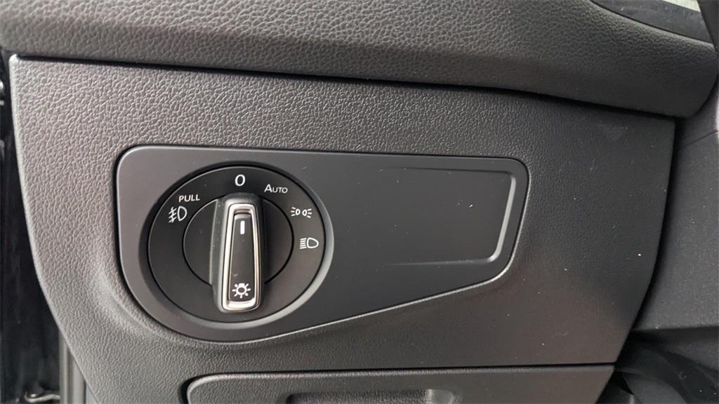 used 2021 Volkswagen Tiguan car, priced at $26,080