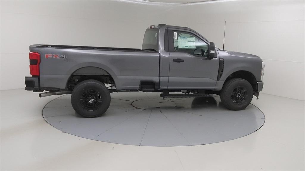 new 2025 Ford F-350 car, priced at $58,295