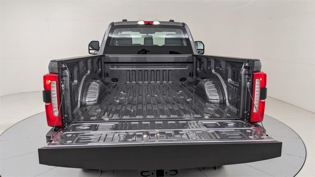 new 2025 Ford F-350 car, priced at $58,295