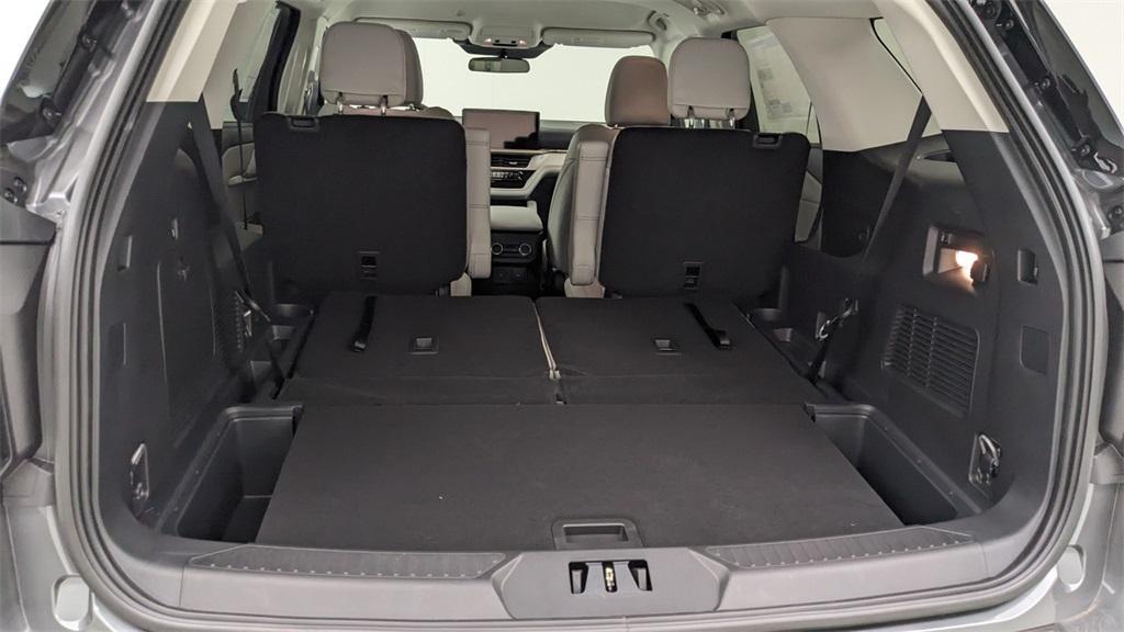 new 2025 Ford Explorer car, priced at $48,660