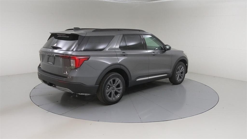 new 2025 Ford Explorer car, priced at $48,660
