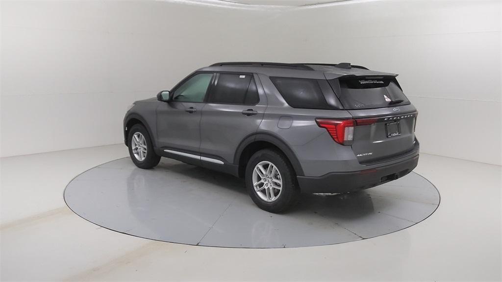 new 2025 Ford Explorer car, priced at $43,450