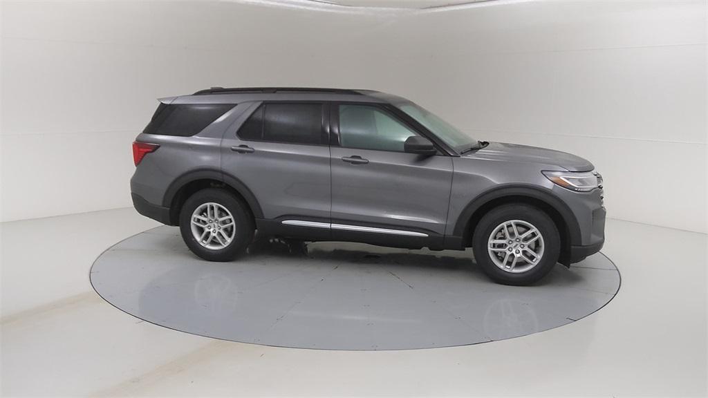 new 2025 Ford Explorer car, priced at $43,450