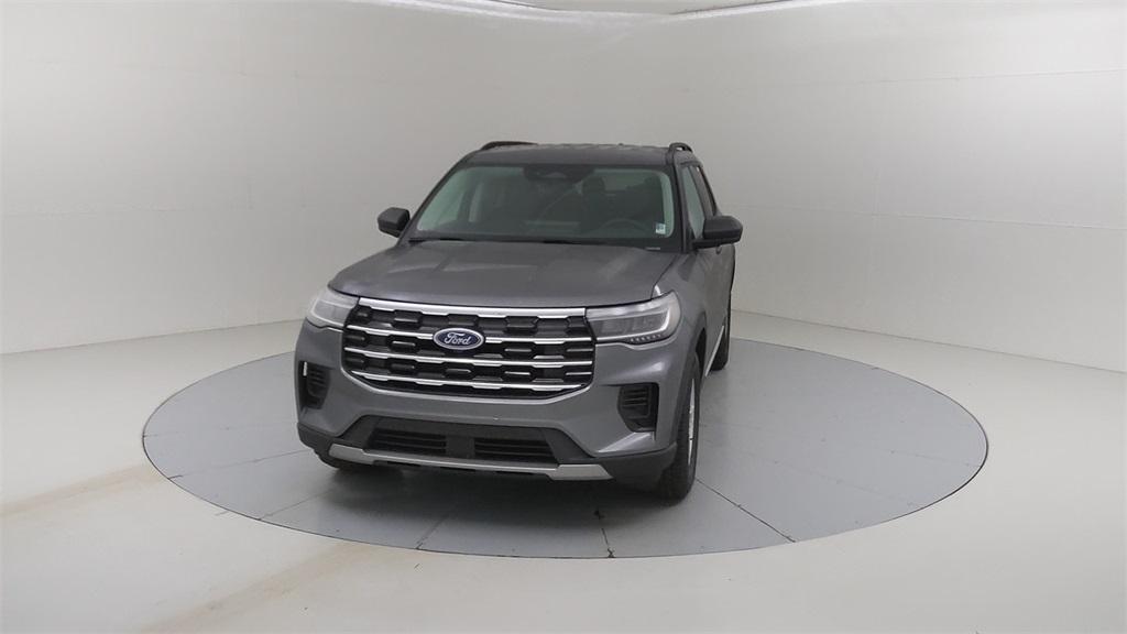 new 2025 Ford Explorer car, priced at $43,450