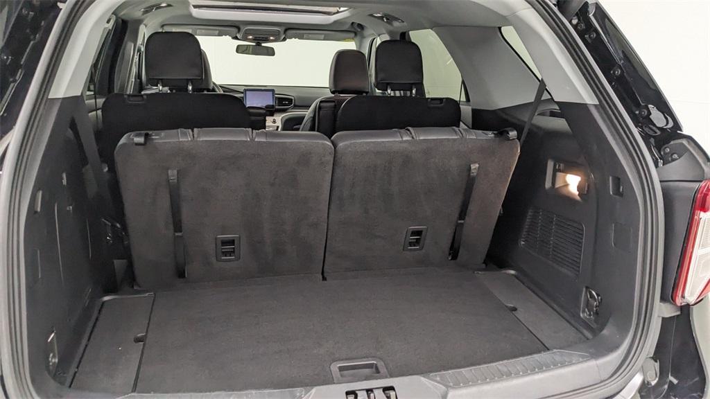 used 2022 Ford Explorer car, priced at $33,276