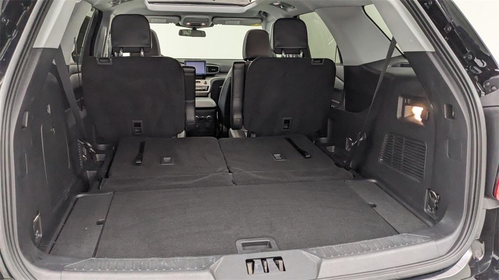 used 2022 Ford Explorer car, priced at $33,276