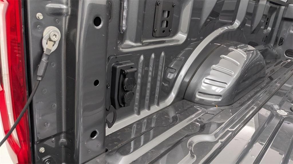 new 2025 Ford F-250 car, priced at $81,805