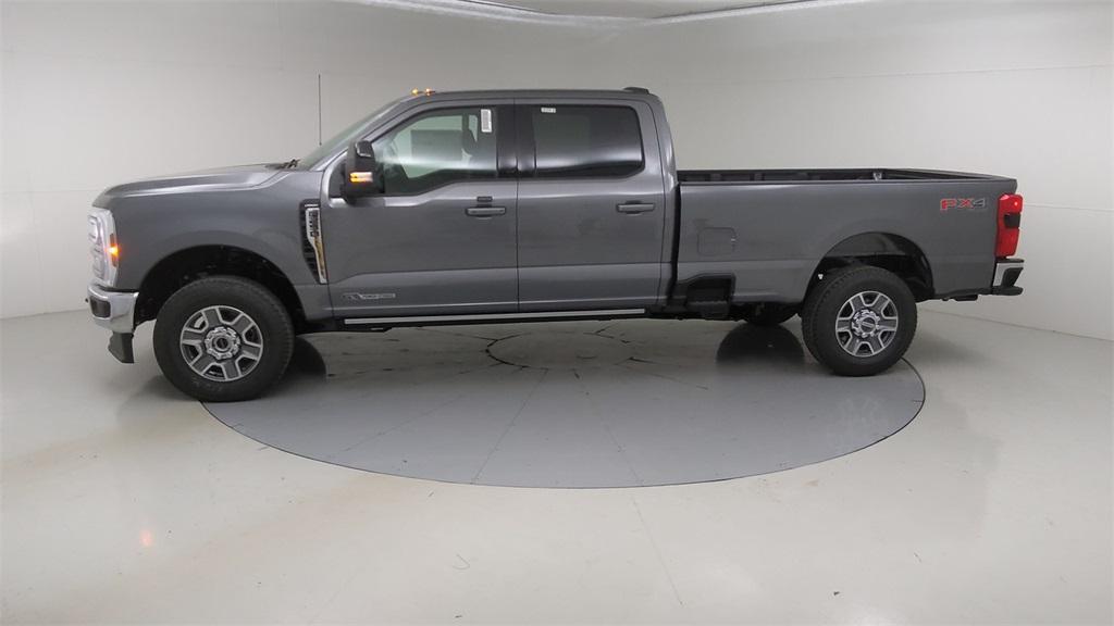 new 2025 Ford F-250 car, priced at $81,805