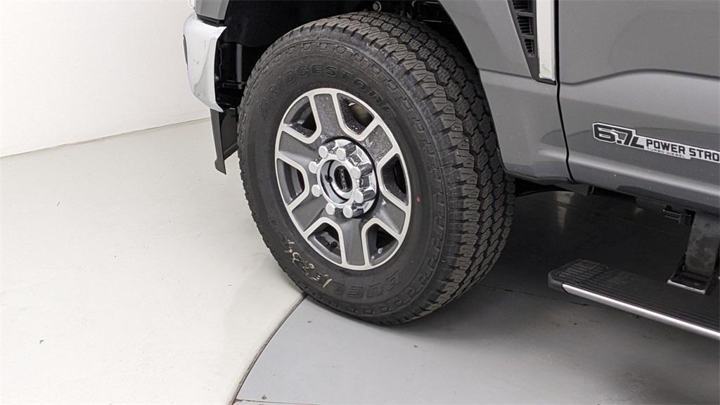 new 2025 Ford F-250 car, priced at $81,805