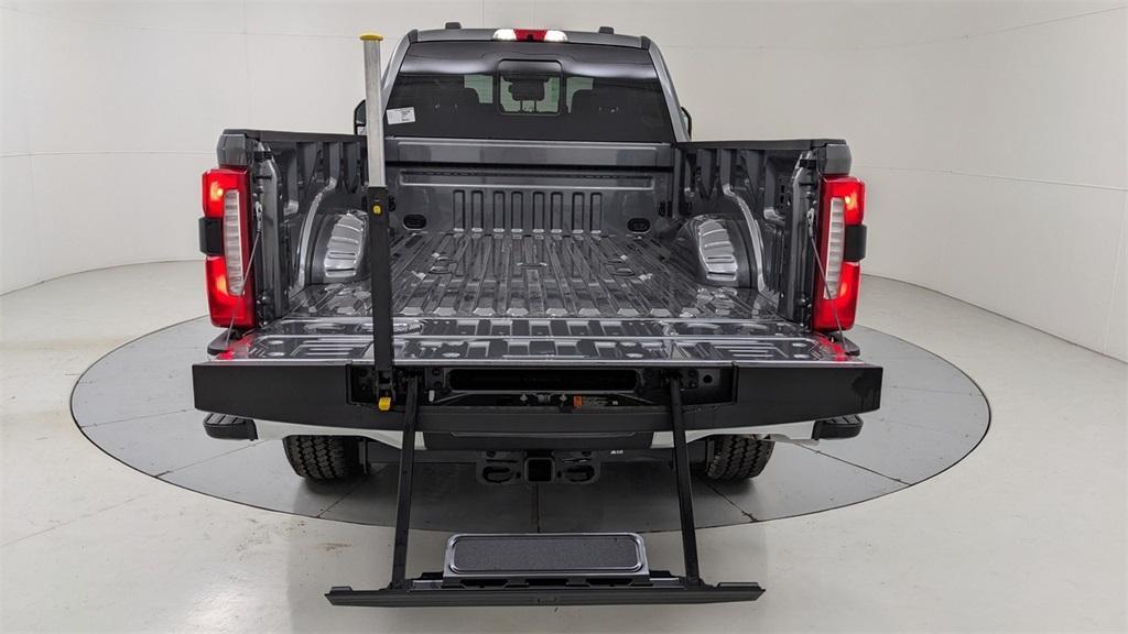 new 2025 Ford F-250 car, priced at $81,805