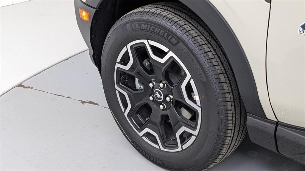 new 2025 Ford Bronco Sport car, priced at $37,705