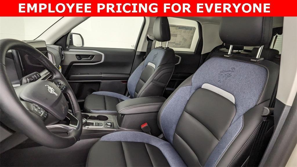new 2025 Ford Bronco Sport car, priced at $37,705