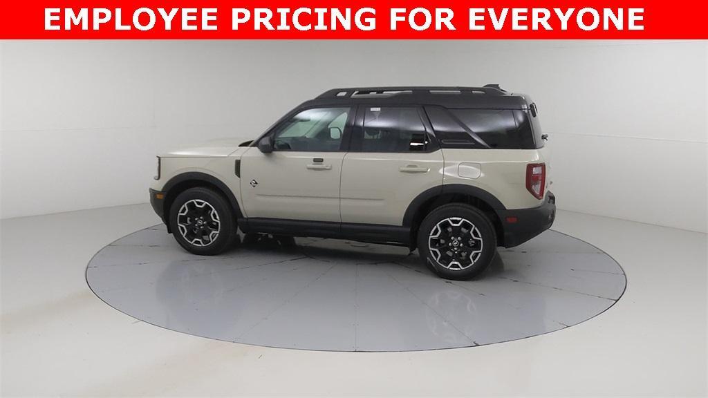 new 2025 Ford Bronco Sport car, priced at $37,705