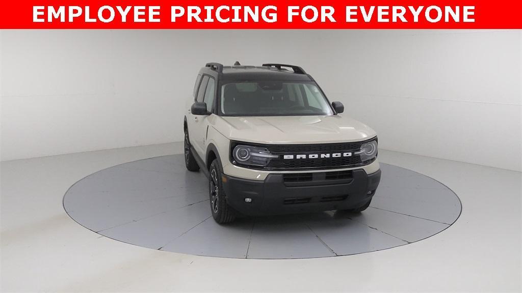 new 2025 Ford Bronco Sport car, priced at $37,705