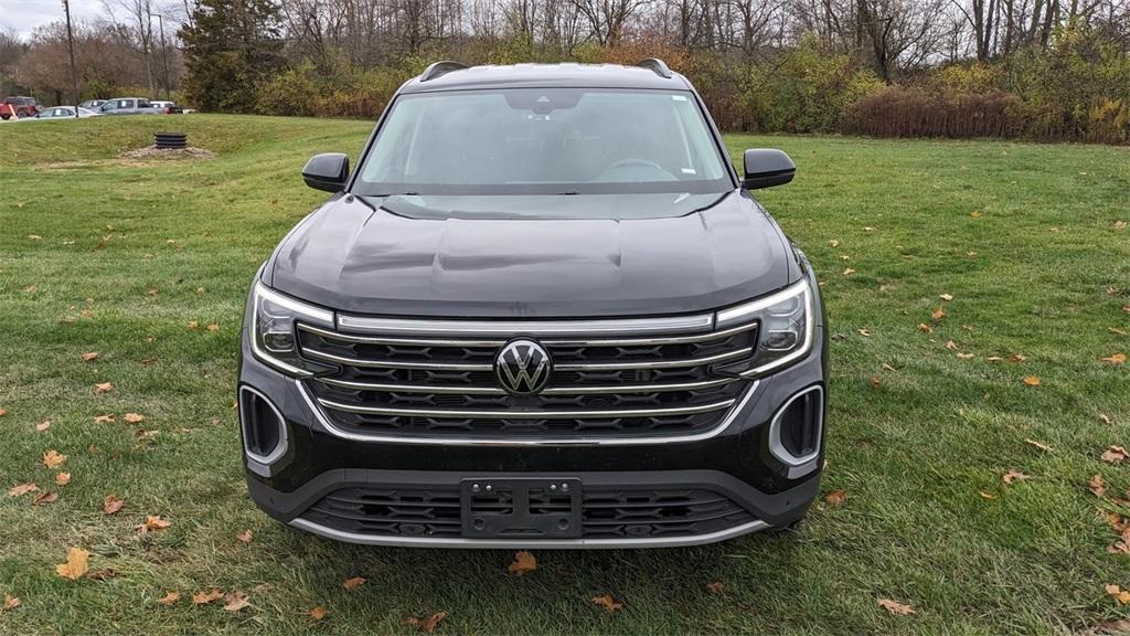 used 2024 Volkswagen Atlas car, priced at $35,351