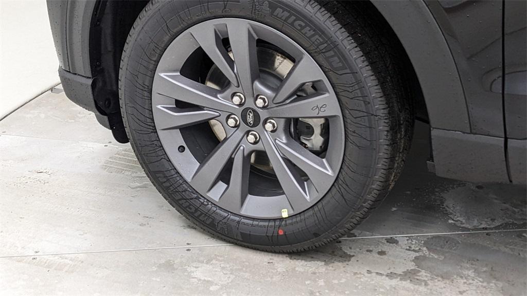 new 2026 Ford Explorer car, priced at $50,095