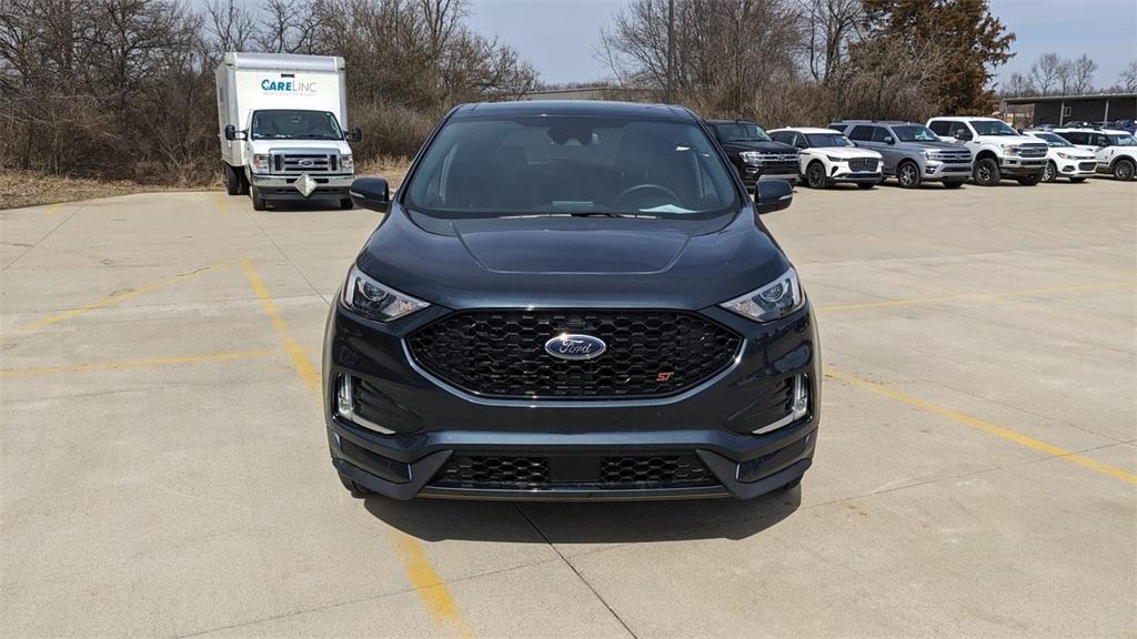 used 2024 Ford Edge car, priced at $36,038