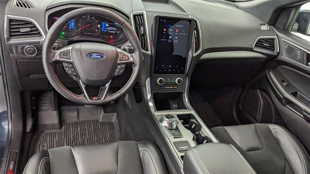 used 2024 Ford Edge car, priced at $34,928