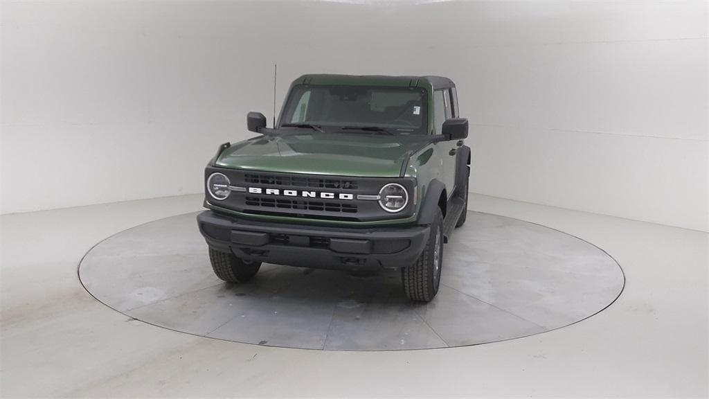new 2025 Ford Bronco car, priced at $51,260