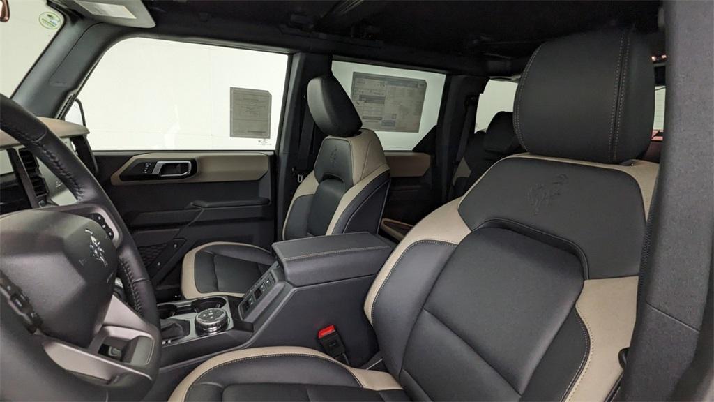 new 2025 Ford Bronco car, priced at $51,260