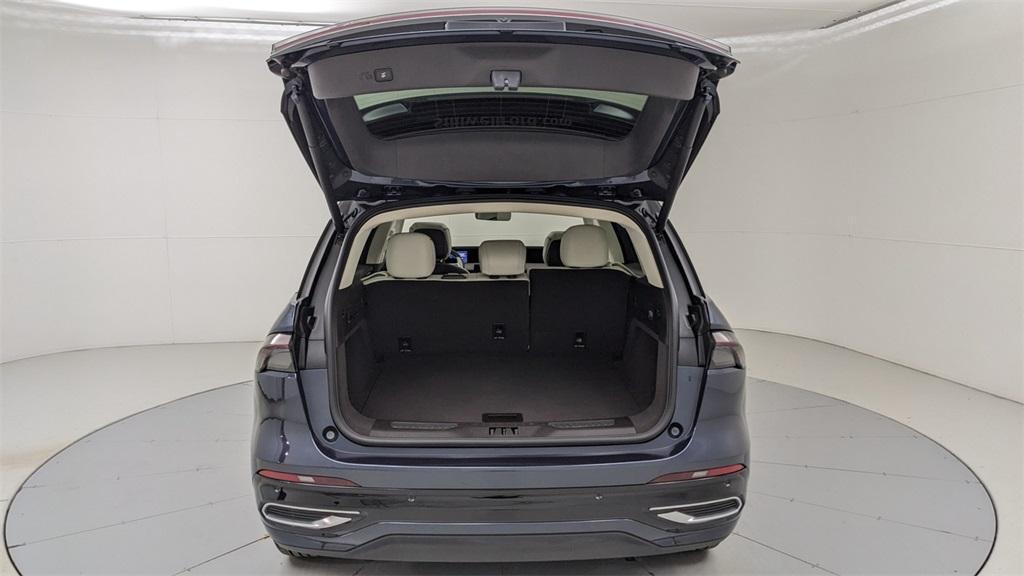 used 2024 Lincoln Nautilus car, priced at $67,807