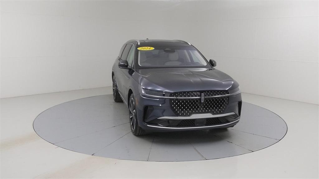 used 2024 Lincoln Nautilus car, priced at $67,807