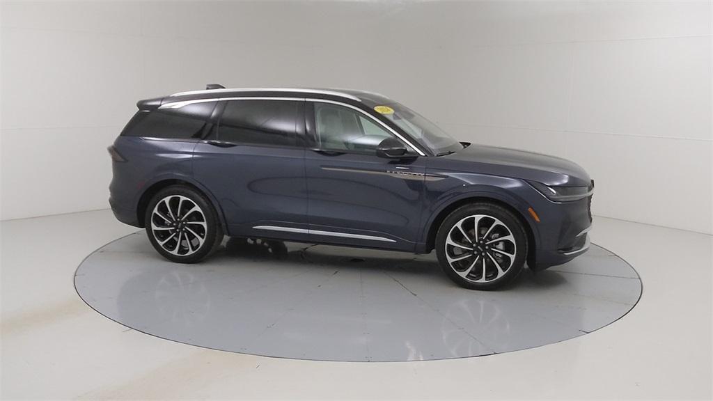 used 2024 Lincoln Nautilus car, priced at $67,807