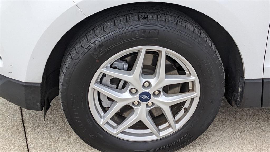 used 2022 Ford Edge car, priced at $24,882