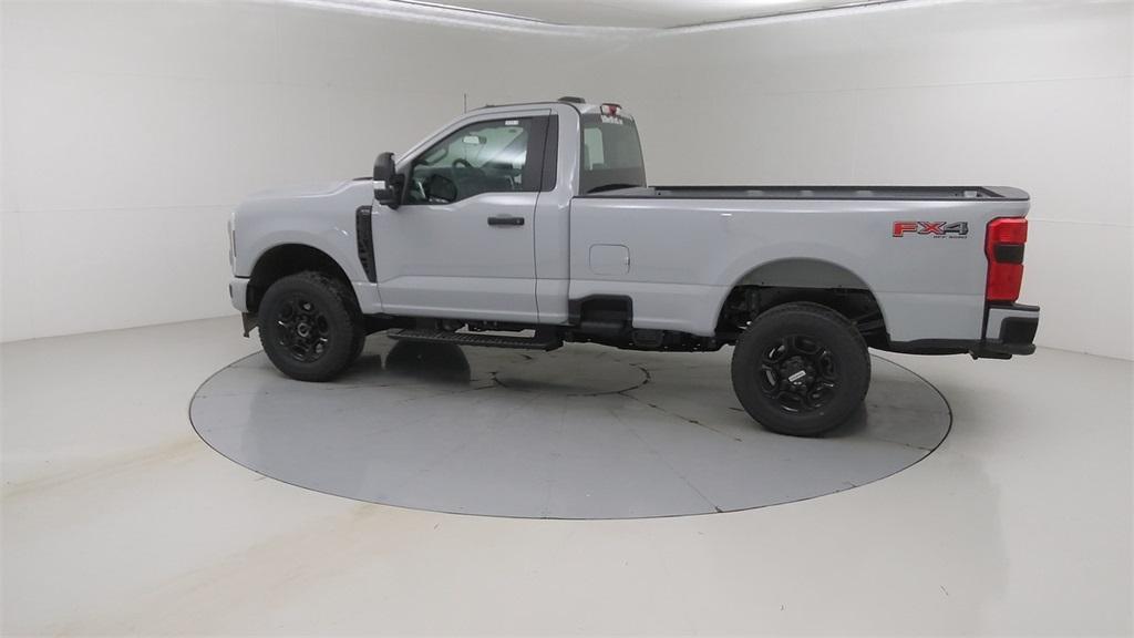 new 2025 Ford F-350 car, priced at $57,720