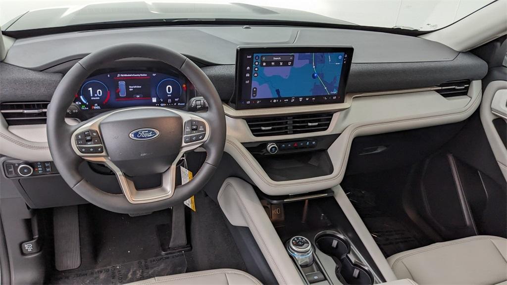 new 2025 Ford Explorer car, priced at $51,600
