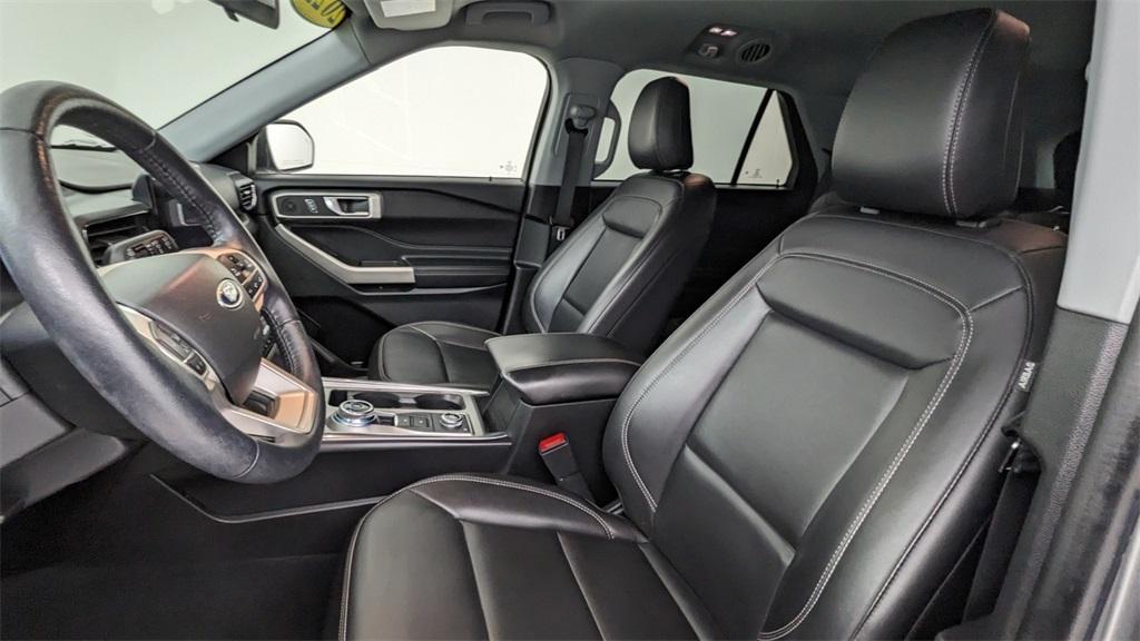 used 2022 Ford Explorer car, priced at $30,678