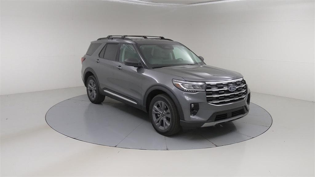 new 2025 Ford Explorer car, priced at $49,905