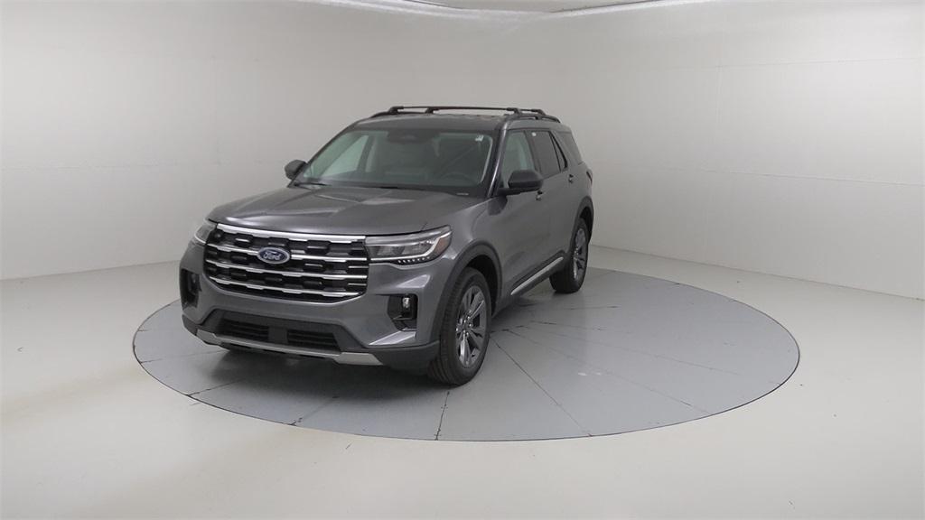 new 2025 Ford Explorer car, priced at $49,905