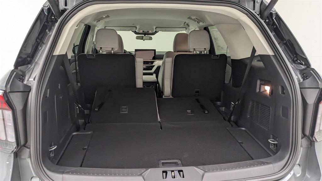 new 2025 Ford Explorer car, priced at $49,905