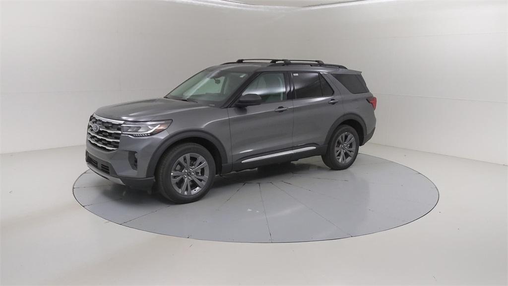 new 2025 Ford Explorer car, priced at $49,905