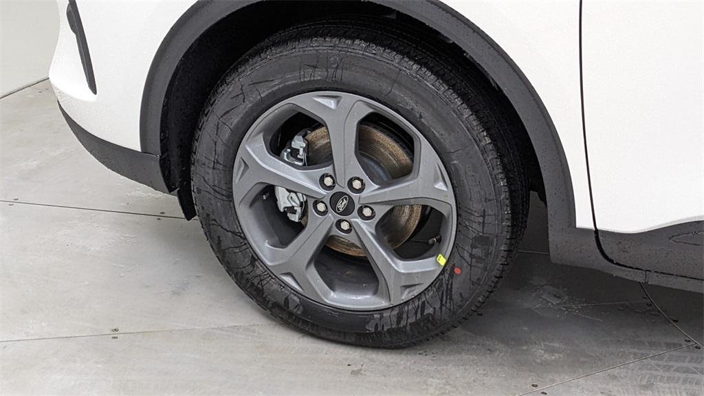 new 2026 Ford Escape car, priced at $39,510