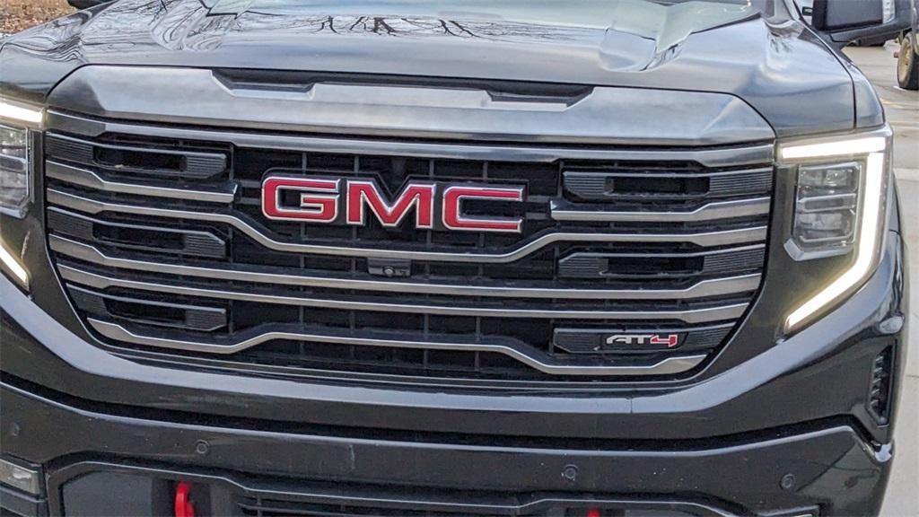 used 2022 GMC Sierra 1500 car, priced at $50,458